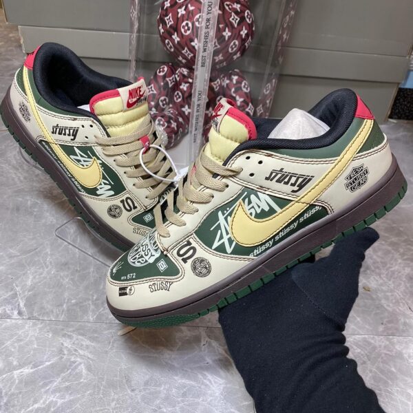 Nike SB Dunk x Stussy Beemer – Twilza
