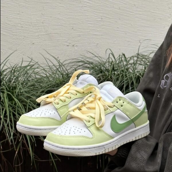 Nike Dunk Avocado Milk Green