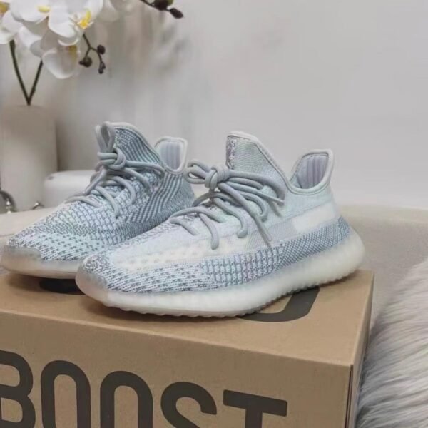 Adidas Yeezy Boost 350 V2 Sky Blue