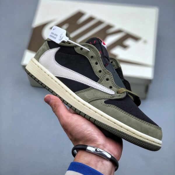 靴 truvis scottAirJordan1LowOGReverse Olive Travis Scott X Jordan 1 Low OG SP 'Reverse Olive / Medium