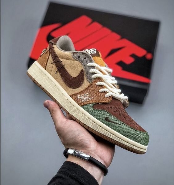Nike Air Jordan 1 Low Voodoo