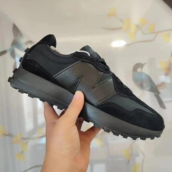new balance black phantom 327