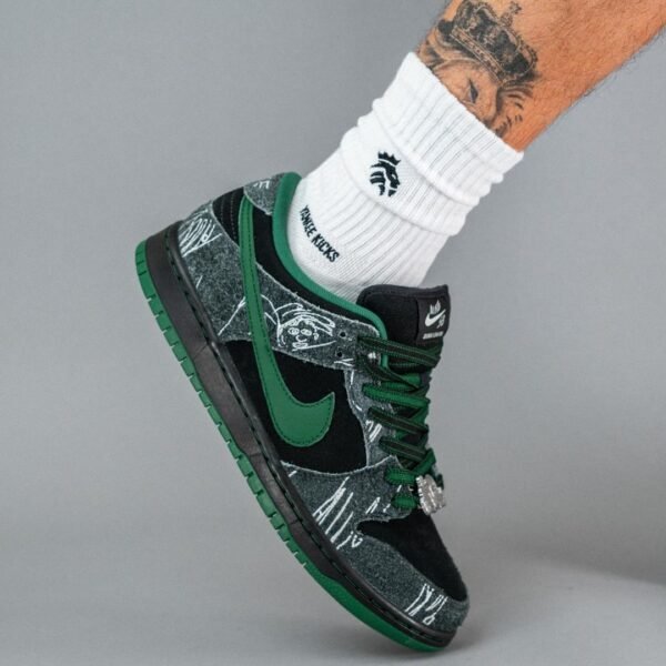 Nike SB Dunk X There Skateboards