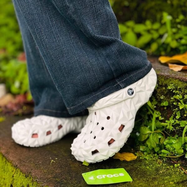 Crocs Classic Geometric Clog