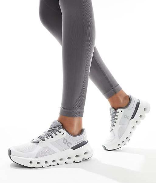 On Running Cloudrunner 2 Frost White
