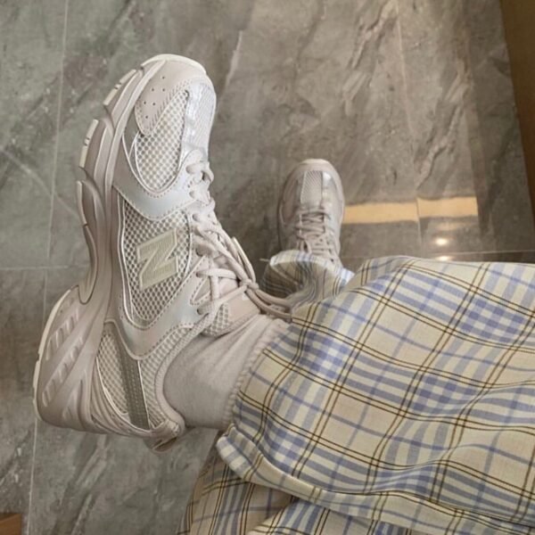 New Balance MR530AA1 Beige