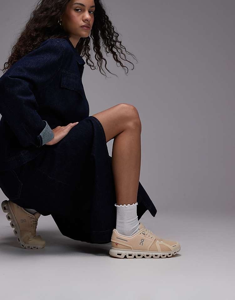 On Cloud 6 Blonde Dew shoes