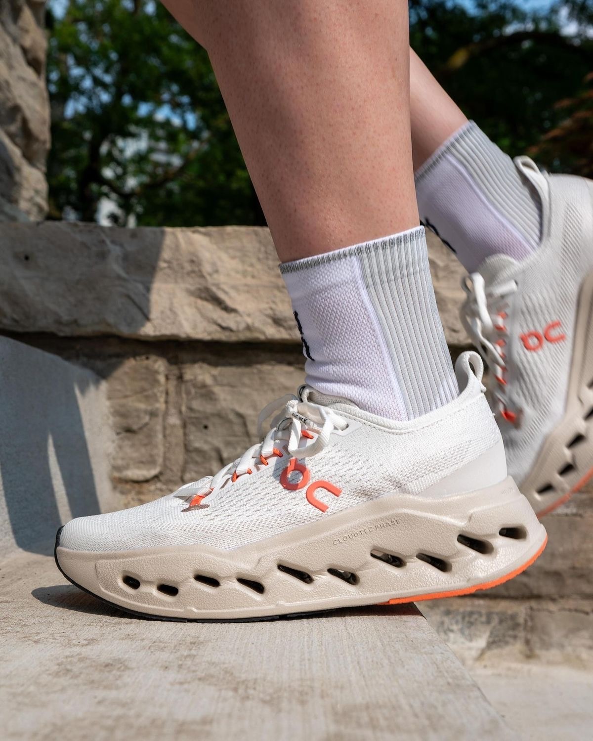 On Running Cloudsurfer Max Ivory Salmon new