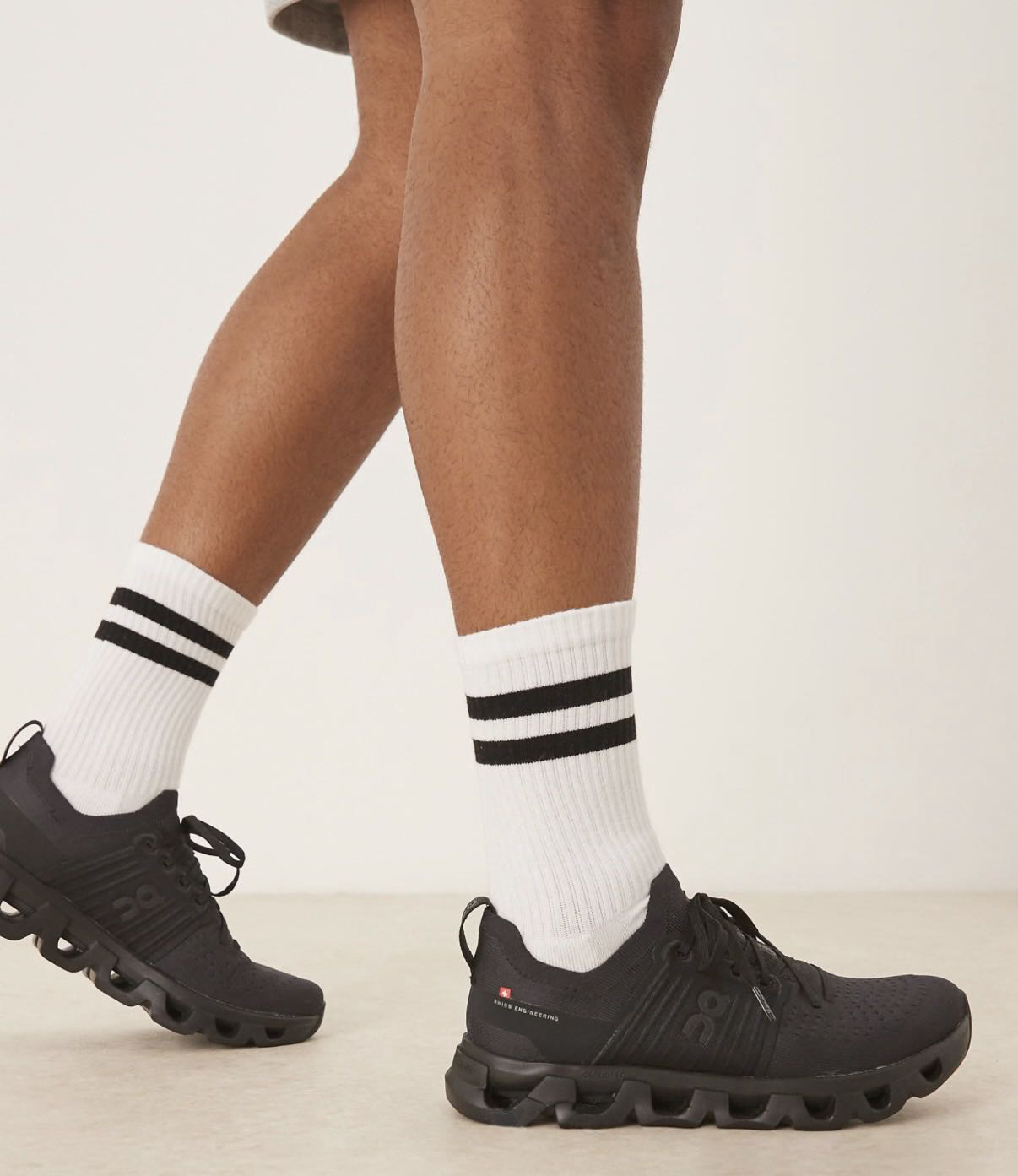 On Running Cloudswift 4 Black Eclipse-new