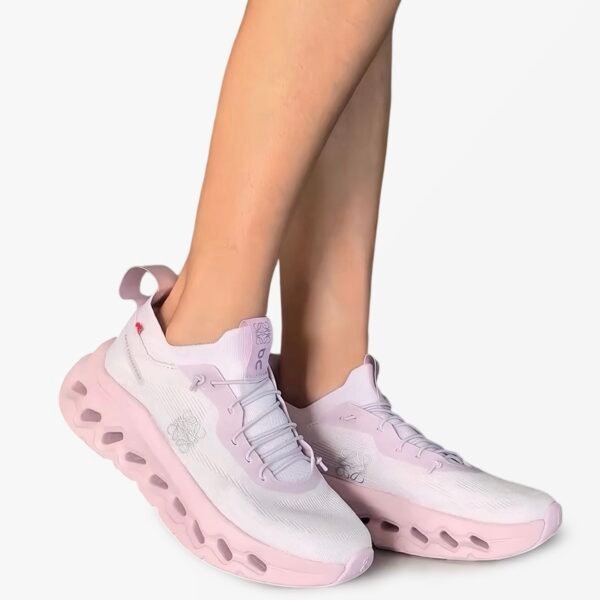 On Running Cloudtilt LOEWE Pale Pink