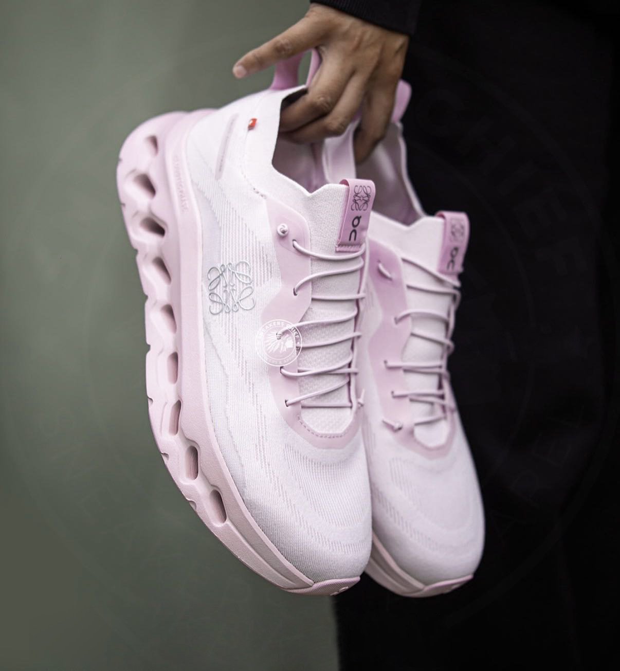 On Running Cloudtilt LOEWE Pale Pink uu