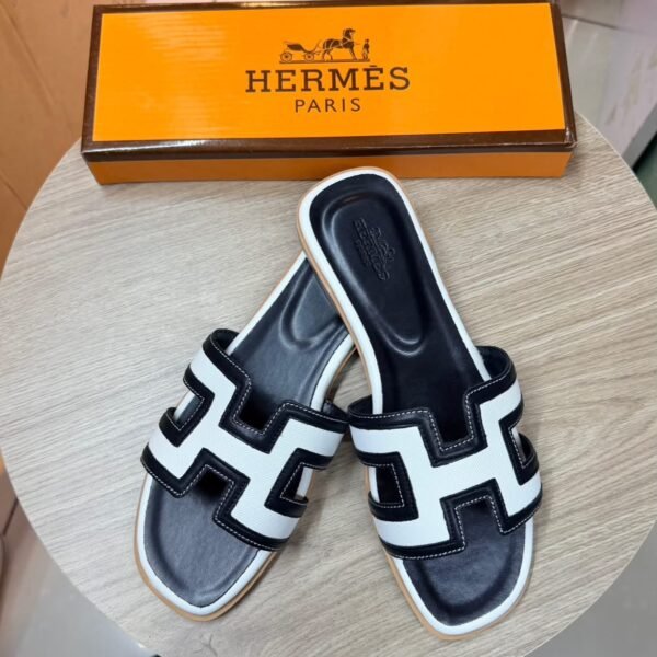 Hermès Oran Two Tone Sandal - Classic Black & White
