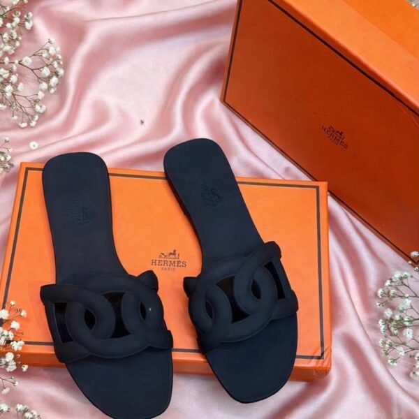 Hermès Aloha Sandal - Black