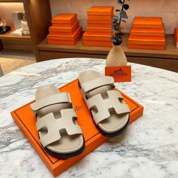 Hermès Chypre Sandals