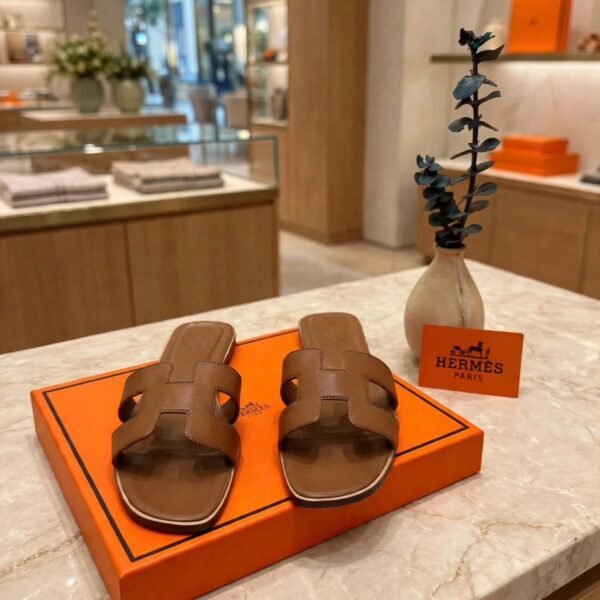 Hermès Oran Sandal - Cognac