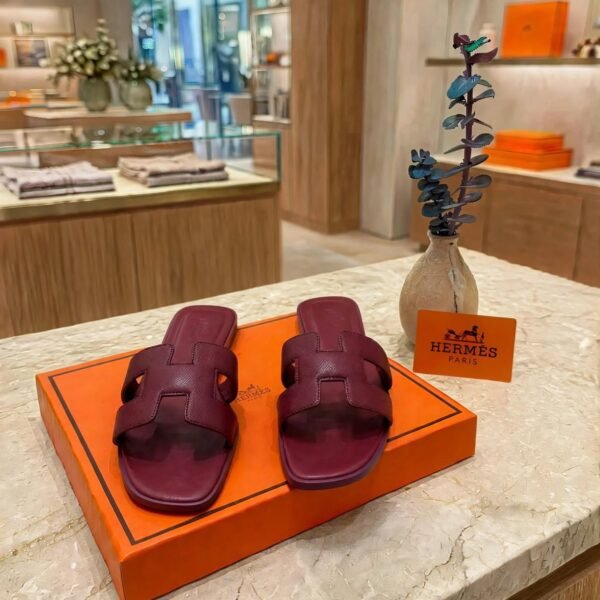 Hermès Oran Sandal - Plum